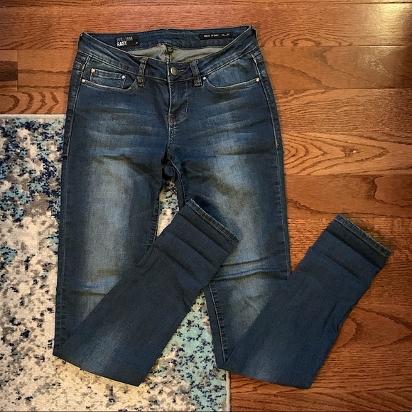 Willam Rast Reese Skinny Jeans - Picture 1 of 6